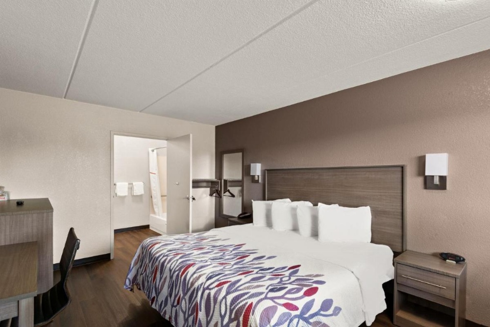 Room image 3